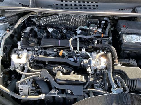 Used 2024 Toyota Corolla LE image 31