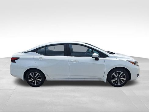 New 2025 Nissan Versa SV w/ Trunk Package FWD image 8