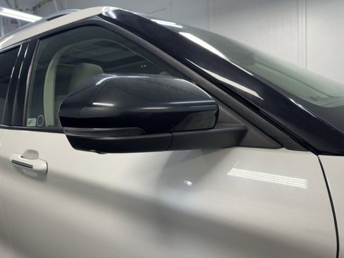 Used 2020 Ford Explorer Platinum image 45