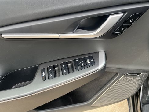 Used 2022 Kia EV6 Wind w/ Wind Technology Package image 12