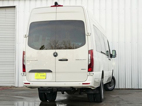 Used 2025 Mercedes-Benz Sprinter 3500 w/ Charging Package, Dashboard image 5