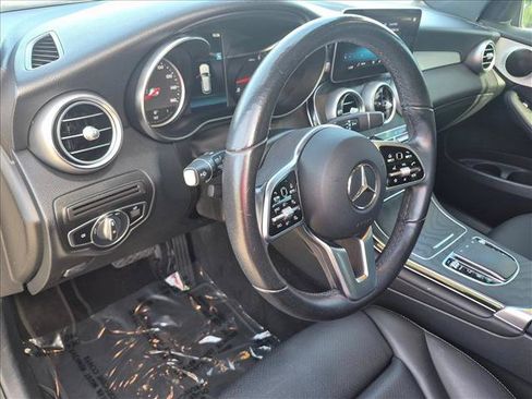 Used 2021 Mercedes-Benz GLC 300 4MATIC image 10