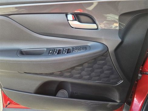 Used 2023 Hyundai Santa Fe SEL image 16