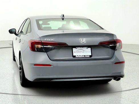 Used 2025 Honda Civic Sport image 6