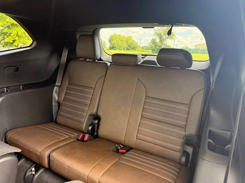 New 2026 GMC Acadia Denali Ultimate w/ LPO, Floor Liner Package FWD image 22