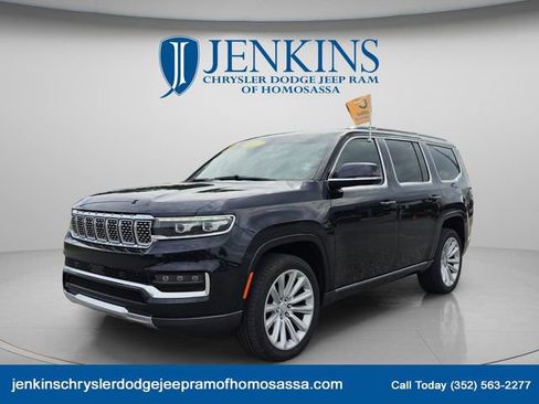 Used 2022 Jeep Grand Wagoneer Series II w/ Flexible Seating Group AWD/4WD image 9