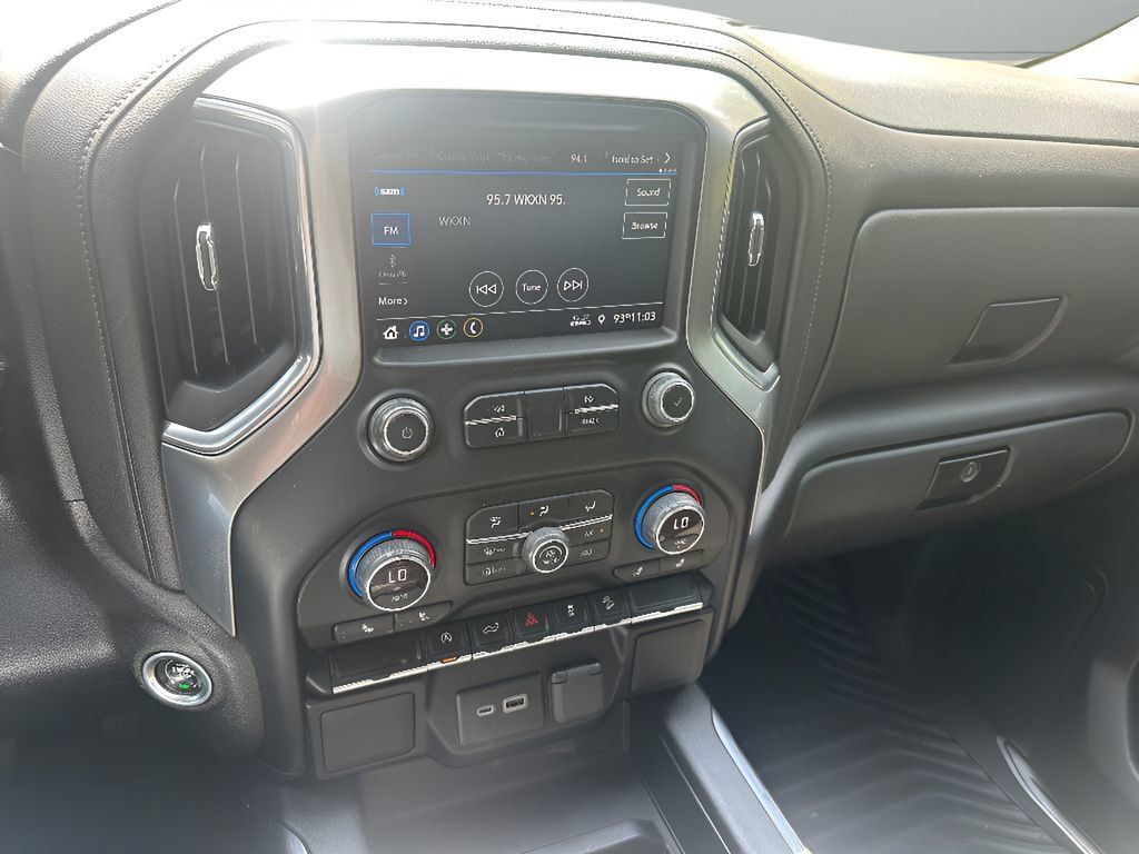 Used 2022 Chevrolet Silverado 1500 RST w/ Z71 Off-Road Package AWD/4WD image 15