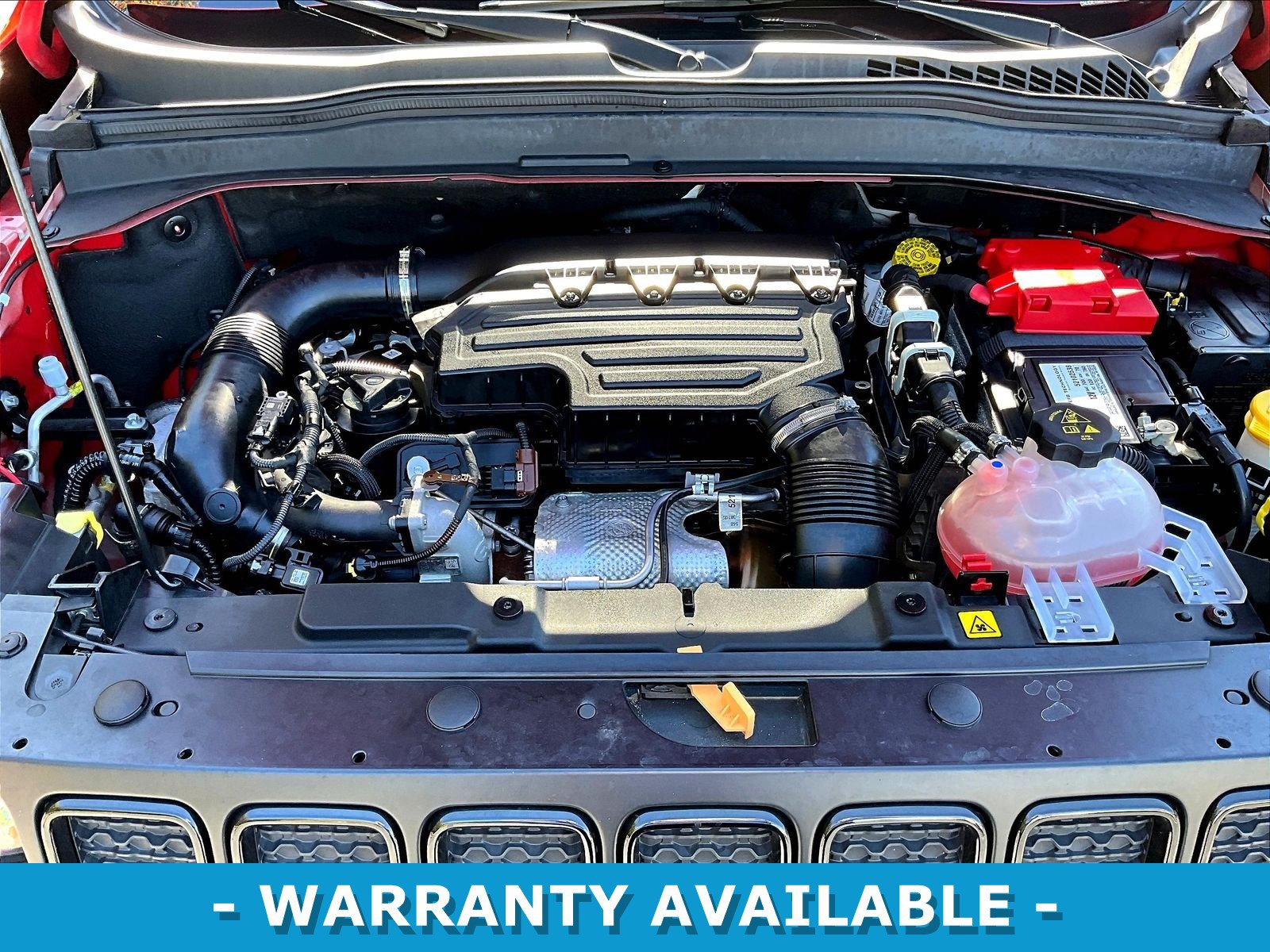 Used 2022 Jeep Renegade Altitude w/ Sun/Sound Group AWD/4WD image 30