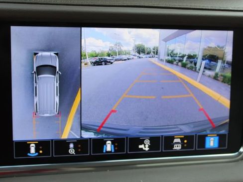 Used 2021 GMC Yukon Denali w/ Denali Ultimate Package image 19