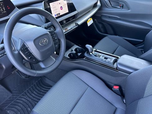 New 2026 Toyota Prius LE FWD image 39