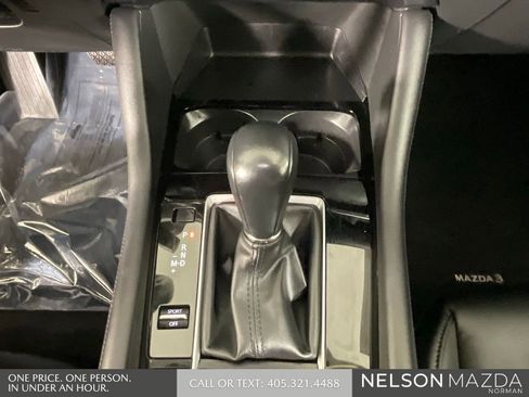 Certified 2025 MAZDA MAZDA3 s image 33