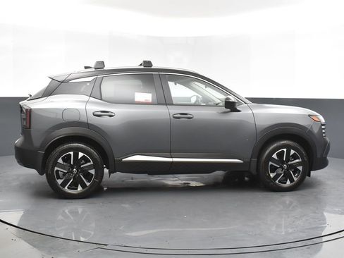 New 2026 Nissan Kicks SV w/ SV Premium Package image 4