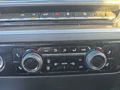 Used 2024 Chevrolet Silverado 1500 RST w/ Z71 Off-Road Package image 30