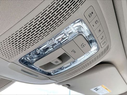 Used 2020 Mercedes-Benz GLE 350 4MATIC image 38