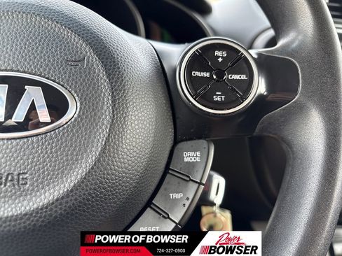 Used 2019 Kia Soul FWD image 17