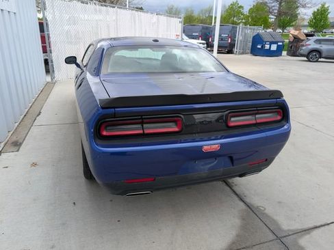 Used 2022 Dodge Challenger SXT w/ Driver Convenience Group AWD/4WD image 13