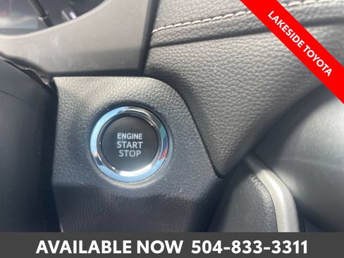 Used 2024 Toyota RAV4 XLE FWD image 28