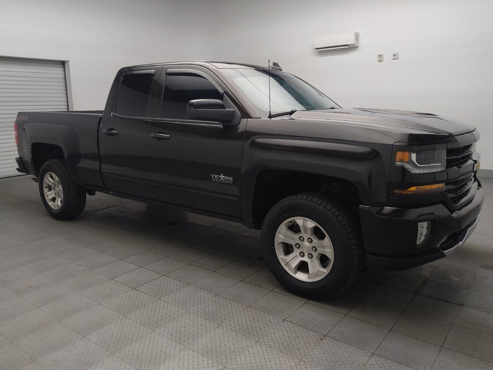 Used 2019 Chevrolet Silverado 1500 LT w/ Texas Edition AWD/4WD image 11
