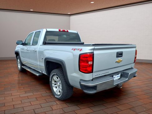 Used 2017 Chevrolet Silverado 1500 LT w/ All Star Edition AWD/4WD image 6