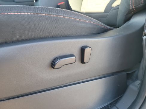 Used 2022 Nissan Frontier PRO-4X image 17