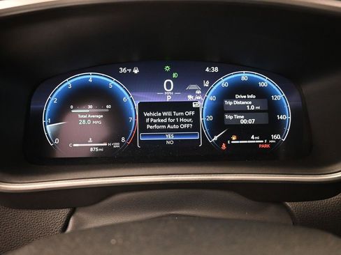 Used 2026 Toyota Corolla Cross XLE image 14