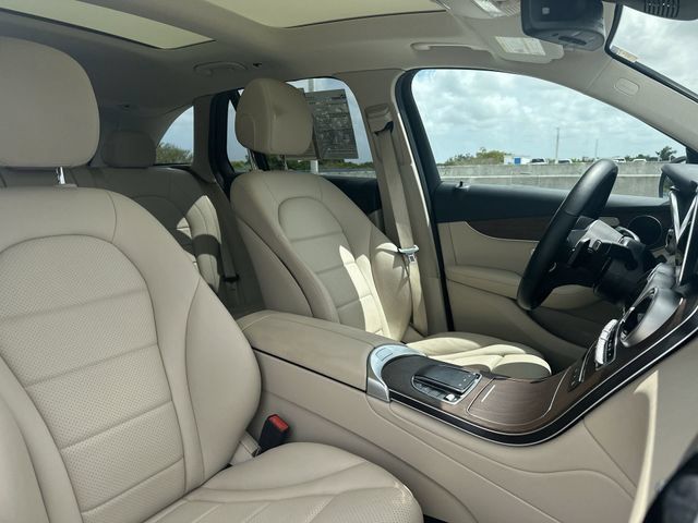 Used 2022 Mercedes-Benz GLC 300 4MATIC image 30