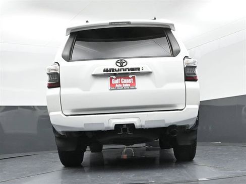Certified 2022 Toyota 4Runner SR5 Premium w/ Moonroof Package RWD image 37