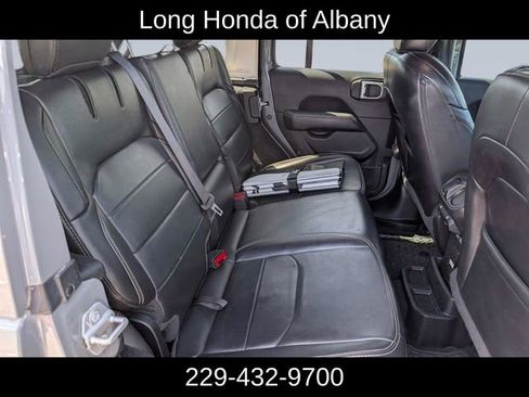 Used 2021 Jeep Wrangler Unlimited Sahara w/ Safety Group AWD/4WD image 17