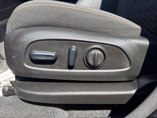 Used 2024 Chevrolet Equinox LT w/ LPO, Floor Liner Package FWD image 11