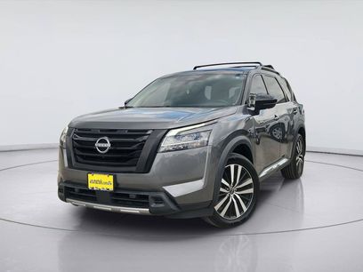 Used 2023 Nissan Pathfinder Platinum w/ Cargo Package