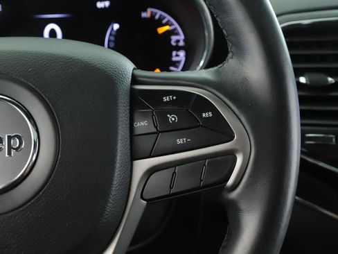 Used 2022 Jeep Grand Cherokee Limited image 8