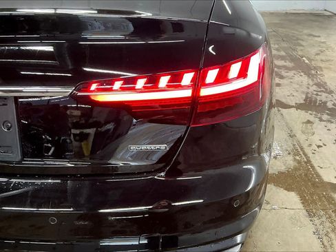 Used 2023 Audi A4 2.0T Premium w/ Convenience Package image 11