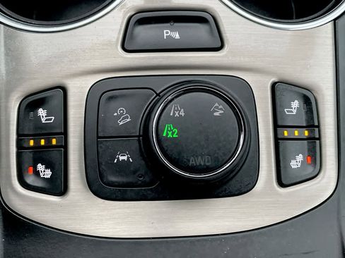 Used 2023 GMC Terrain Denali w/ LPO, Floor Liner Package image 22