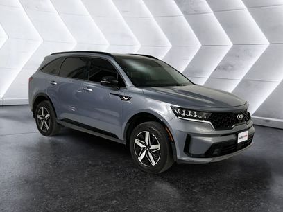 Used 2021 Kia Sorento EX w/ Panoramic Sunroof Package