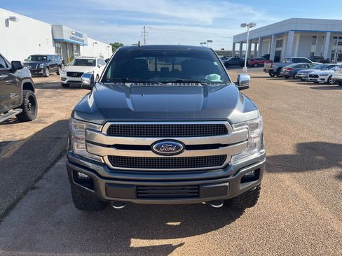 Used 2020 Ford F150 Platinum w/ Equipment Group 701A Luxury AWD/4WD image 4