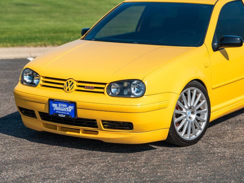 Used 2003 Volkswagen Golf 20th Anniversary FWD image 3