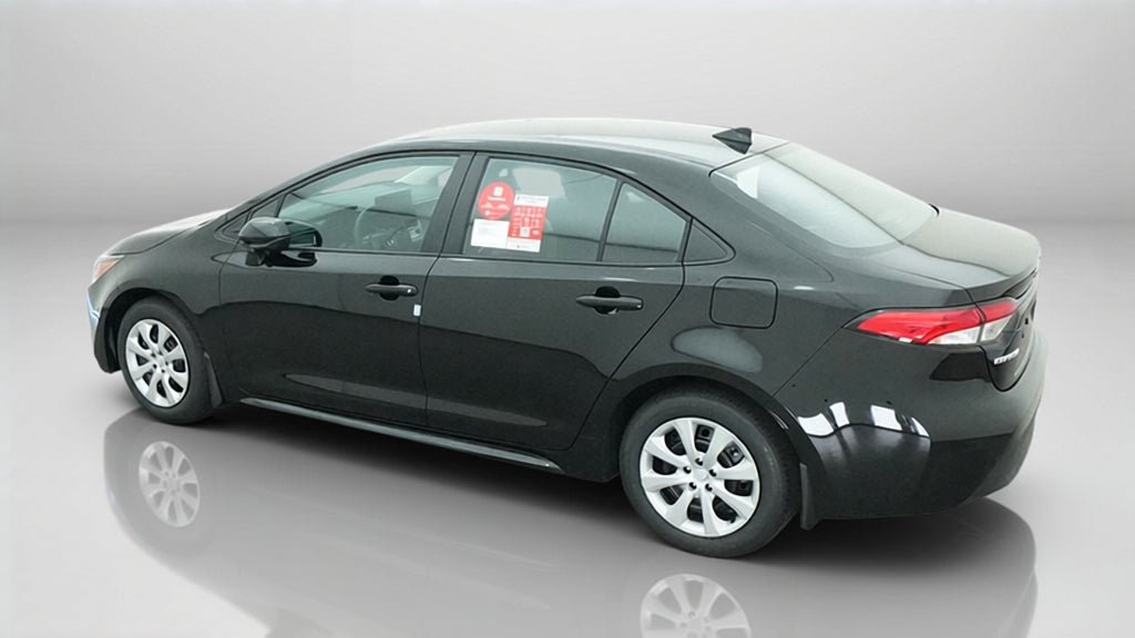 New 2027 Toyota Corolla LE FWD image 4