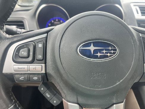 Used 2017 Subaru Outback 3.6R Limited AWD/4WD image 25