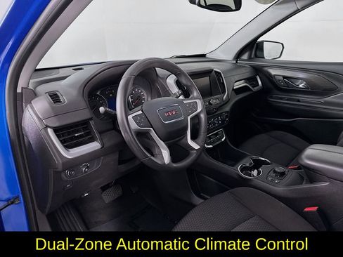 Used 2024 GMC Terrain SLE w/ Driver Convenience Package image 14