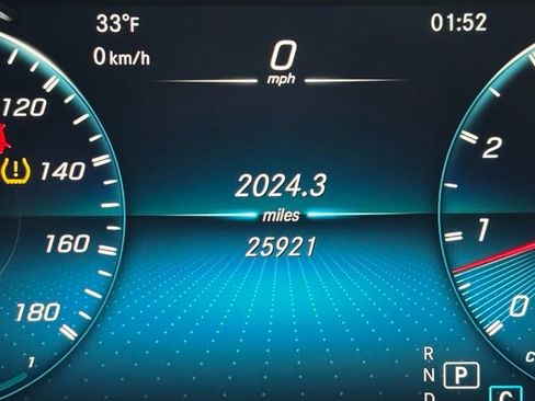 Used 2022 Mercedes-Benz GLC 43 AMG 4MATIC image 30