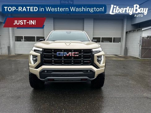 Used 2023 GMC Canyon AT4 w/ Canyon Safety Plus Package image 5