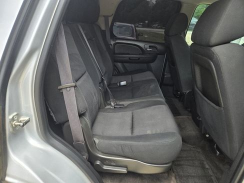 Used 2014 Chevrolet Tahoe LS RWD image 16