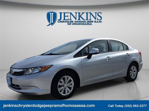 Used 2012 Honda Civic LX image 2