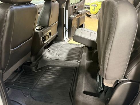 Used 2020 GMC Sierra 1500 SLT image 9