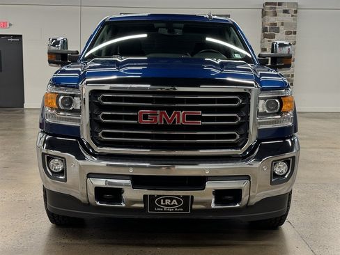 Used 2017 GMC Sierra 2500 SLT AWD/4WD image 2