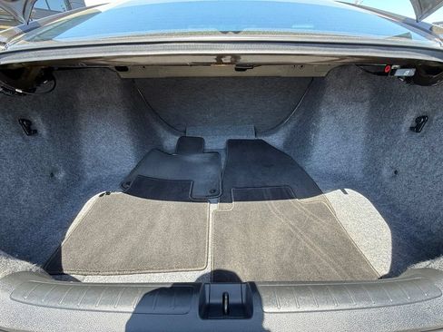 Used 2018 Honda Accord LX image 10