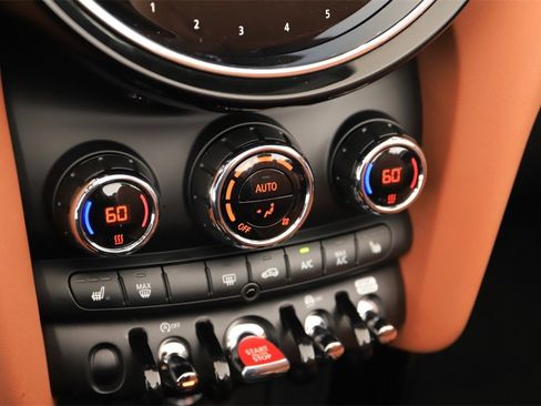 Used 2024 MINI Cooper S w/ Signature Upholstery Package image 26