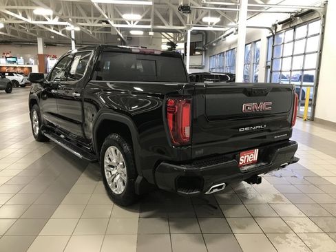 Used 2024 GMC Sierra 1500 Denali w/ Technology Package image 3