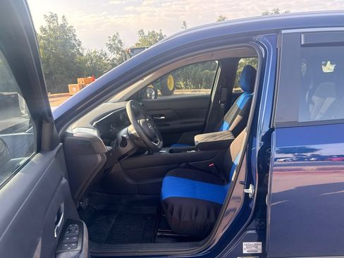 Certified 2026 Nissan Kicks SV FWD image 10