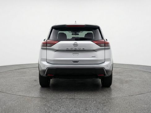 Used 2025 Nissan Rogue SV AWD/4WD image 7